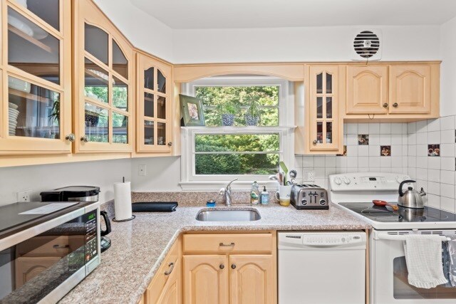 Building Photo - 2913 Old Dominion Blvd