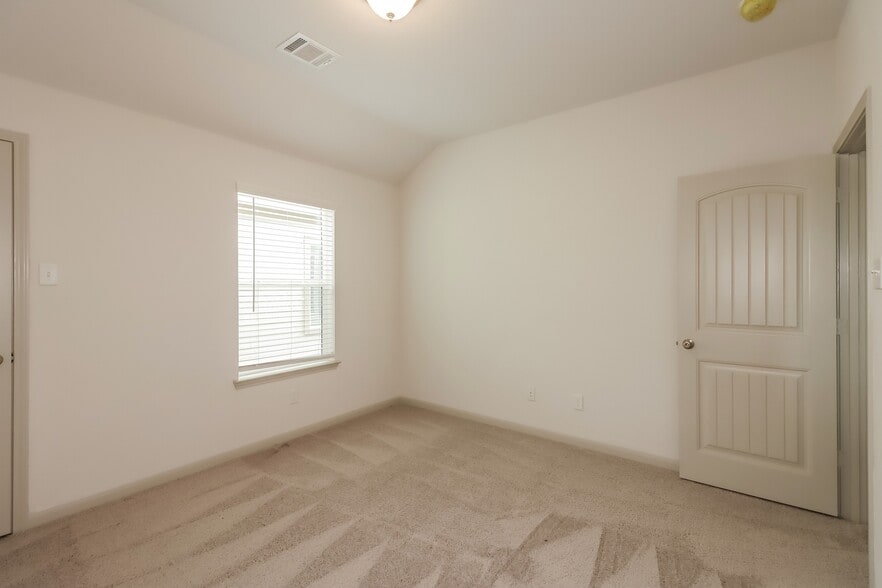 Building Photo - 7923 Cypress Country Dr