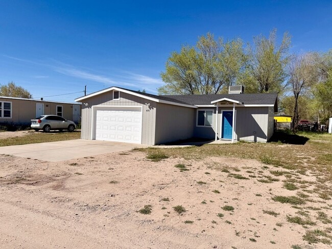 Building Photo - Charming Updated Home  Paulden