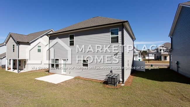 Building Photo - 240 W L Miller Dr