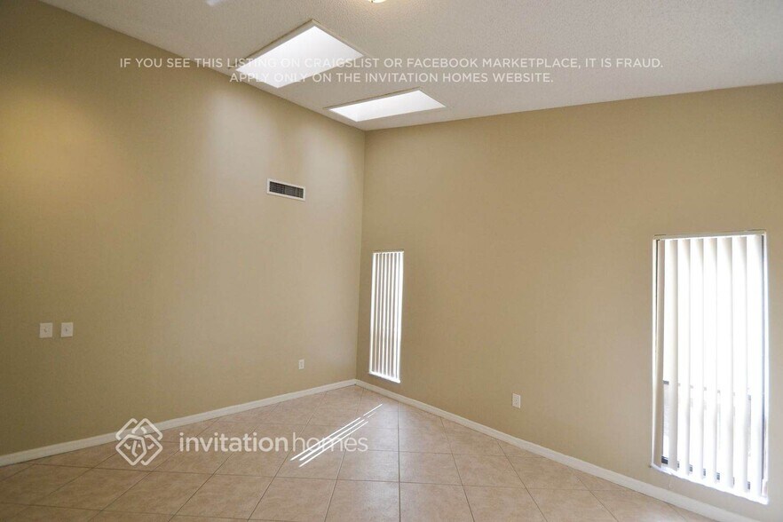 Building Photo - 9701 NW 14th St