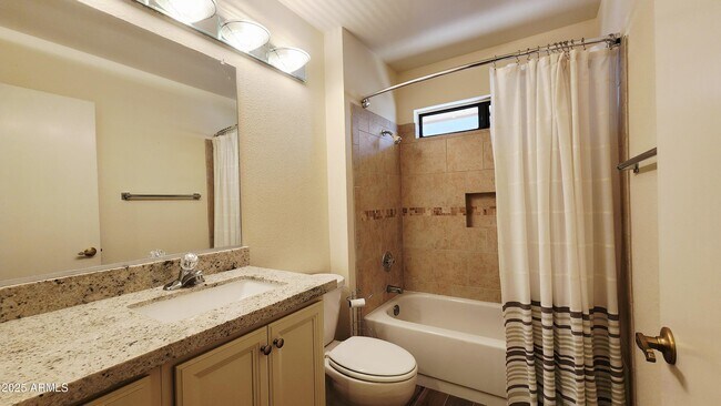 Building Photo - 14227 W Yosemite Dr