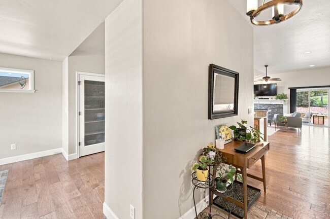 Building Photo - 12441 Woodruff Dr