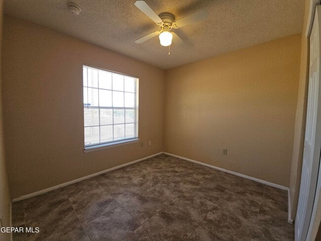 Building Photo - 3700 Devore Ct