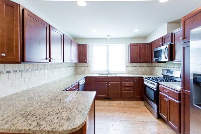 Building Photo - 34 Liberty Dr