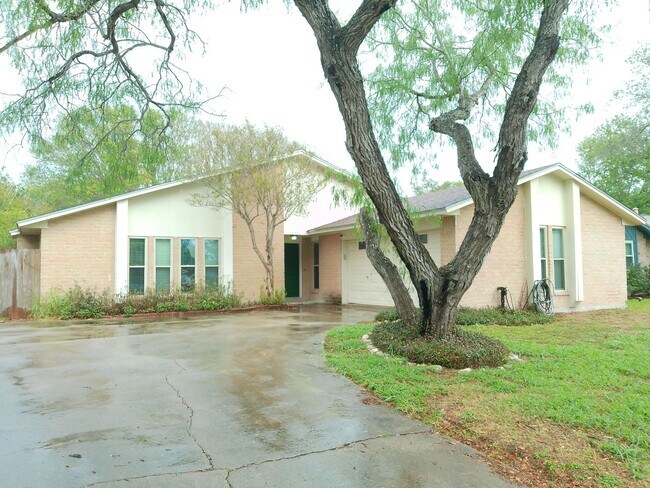 Building Photo - 6306 Kristin Dr