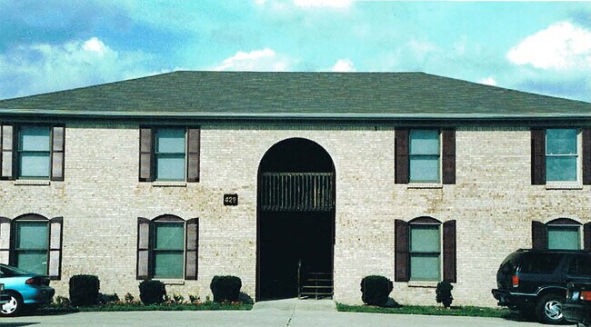 Building Photo - 409 N Keeneland Dr