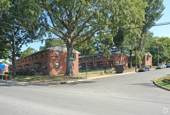 Building Photo - Cayce Place