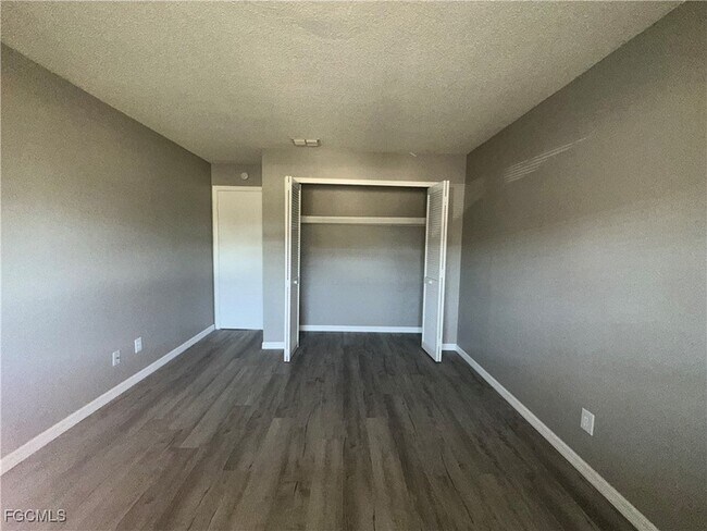Building Photo - 829 Gleason Pkwy