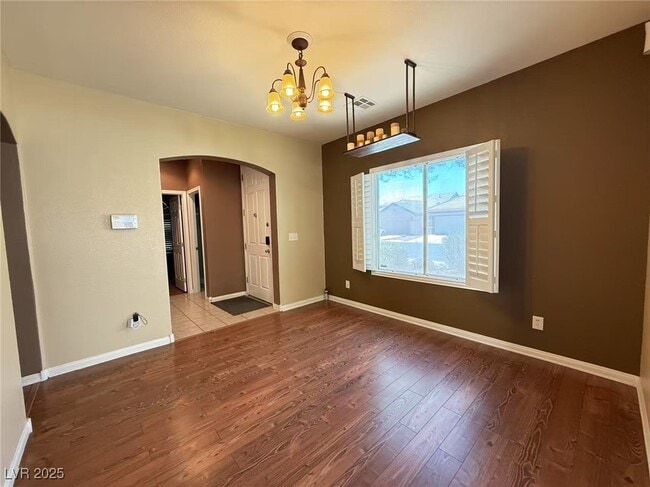 Building Photo - 9061 Winchester Ridge St