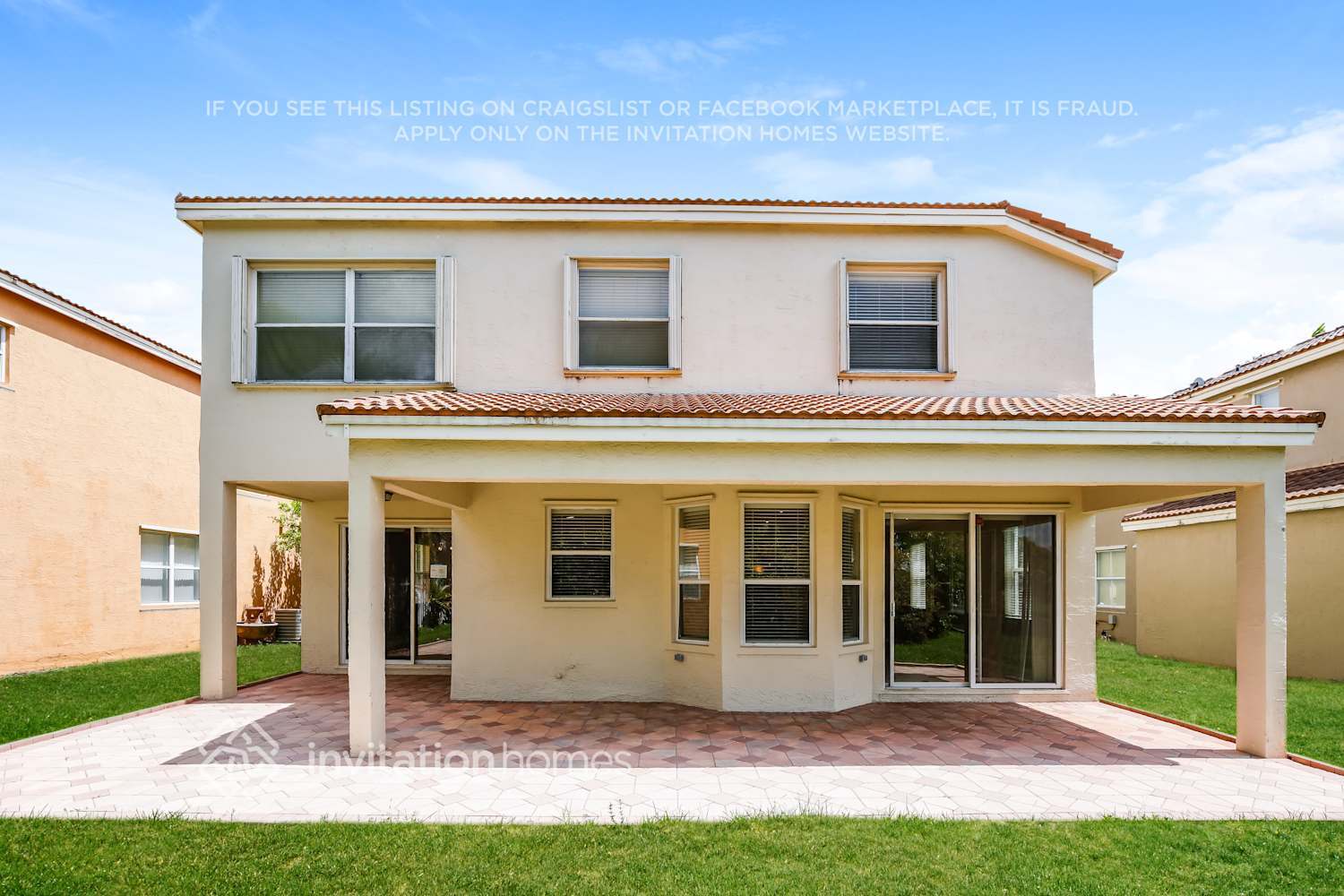 Building Photo - 15611 SW 53rd Ct