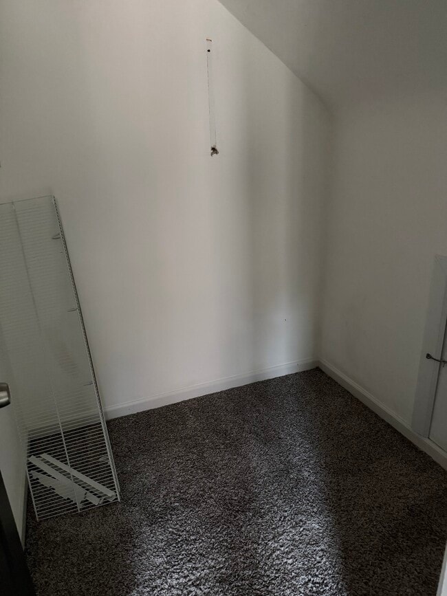 Building Photo - 10S328 Jamie Ln