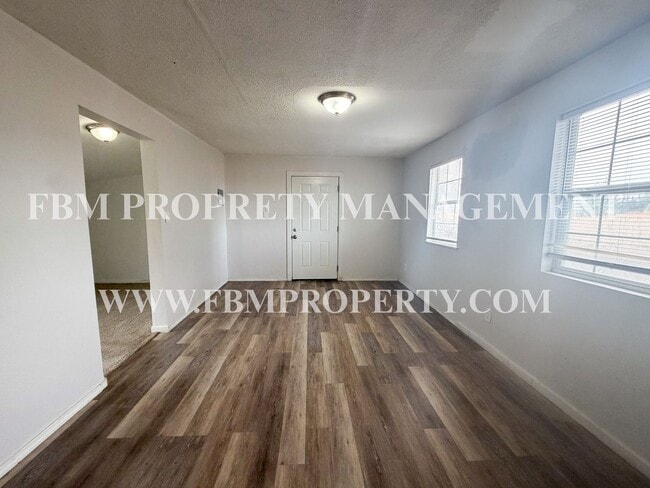 Building Photo - 107 Berrys Chapel Rd