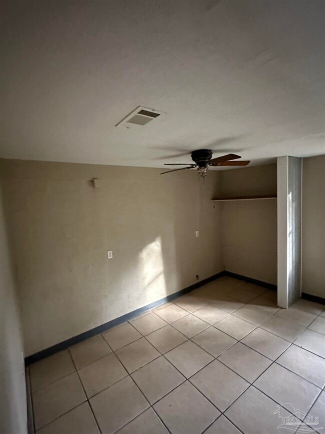 Building Photo - 602 New York Dr