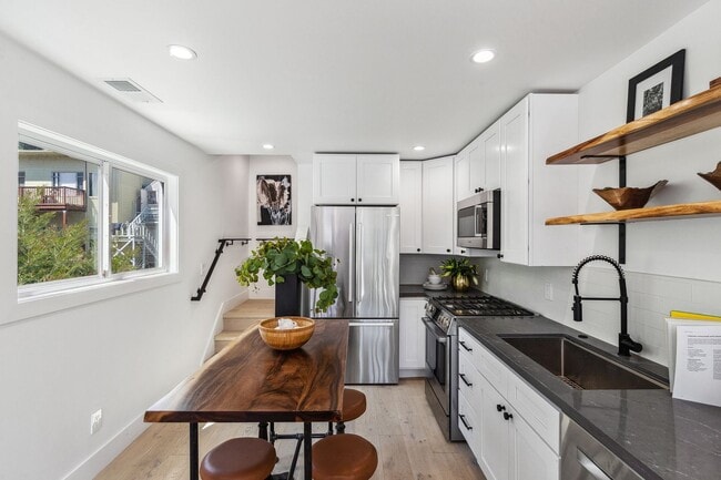 Building Photo - Corona Heights: Newly Renovated Victorian Home with EV Charging and Gorgeous Yard