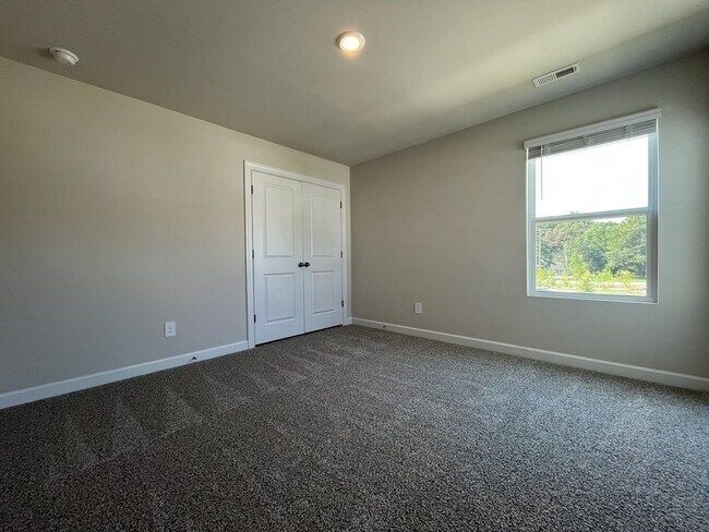 Building Photo - 1716 Braemar Vlg Dr