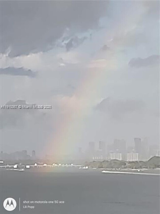 Building Photo - 1625 Kennedy Cswy