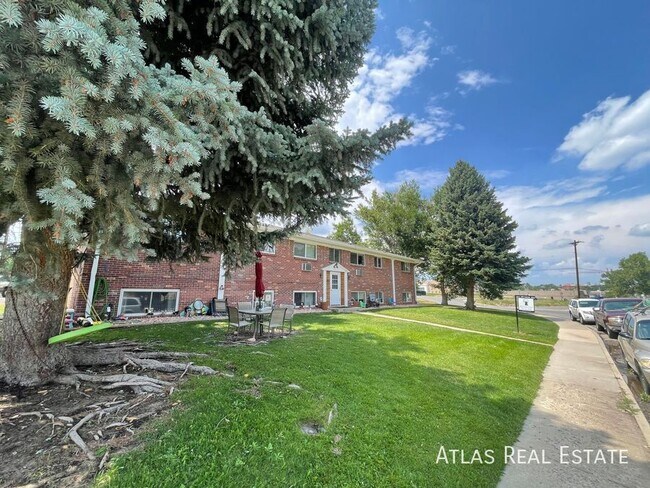Building Photo - 12111 W Nevada Dr