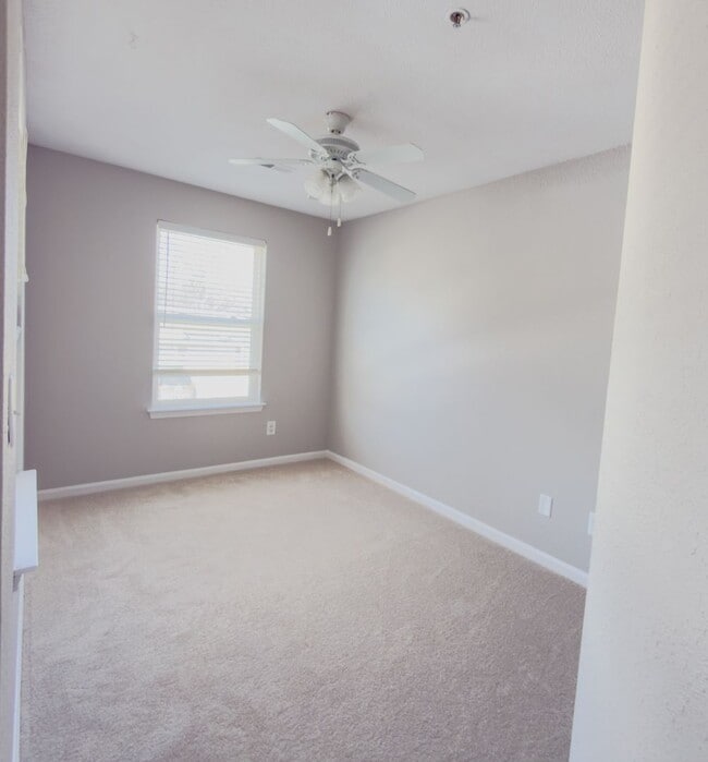 Building Photo - Maintenance-Free Condo Living in South Ann Arbor