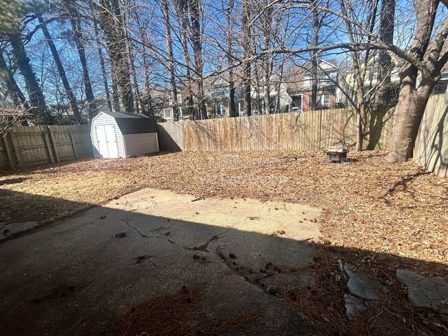 Building Photo - 1083 Tall Oak Dr