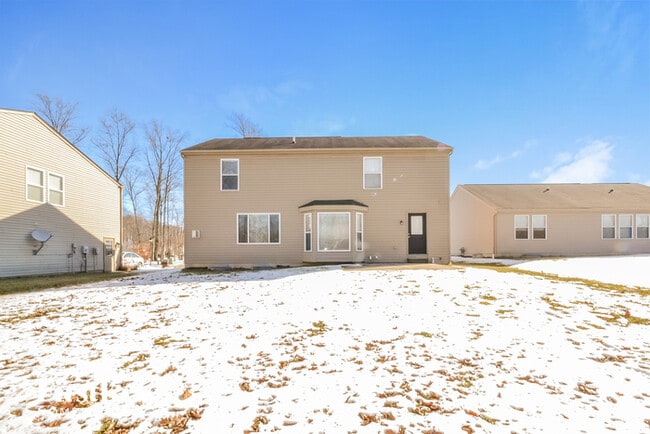 Building Photo - 17 Woodside Park Dr