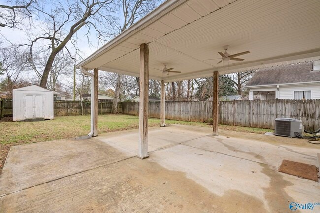 Building Photo - 1518 Beirne Ave NE