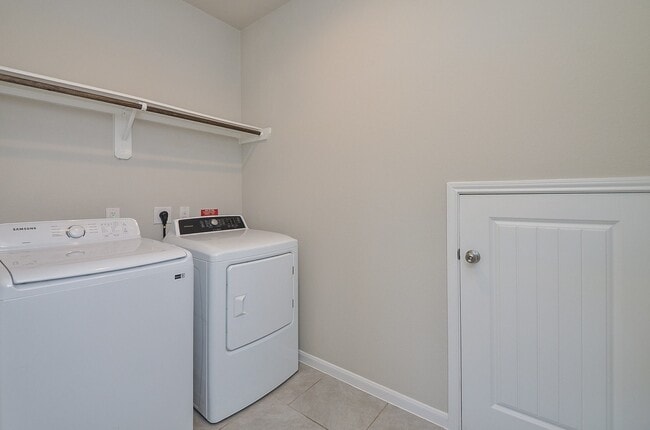 Building Photo - 4015 Prairie Landing Ln