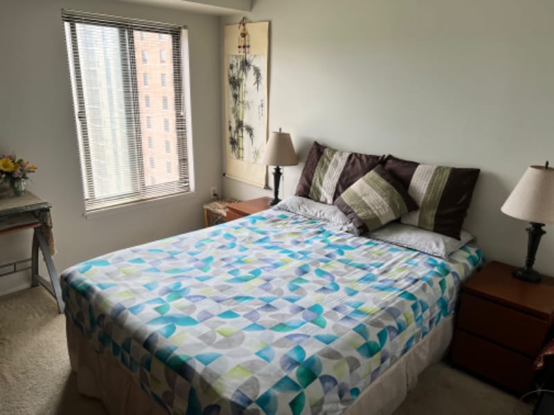 Building Photo - 4500 S Four Mile Run Dr