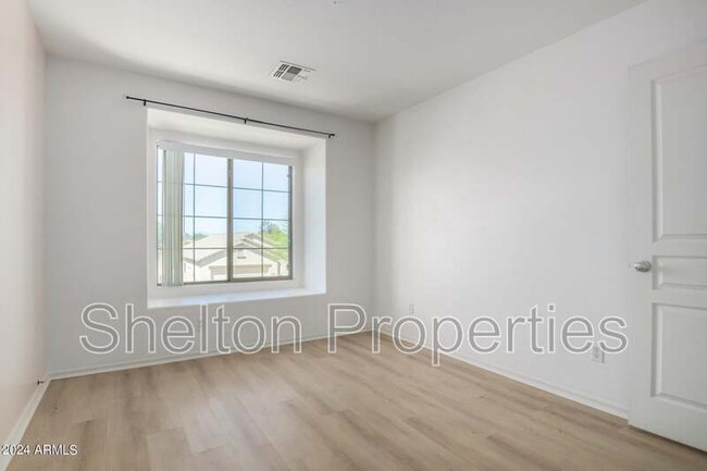 Building Photo - 17229 W Caribbean Ln