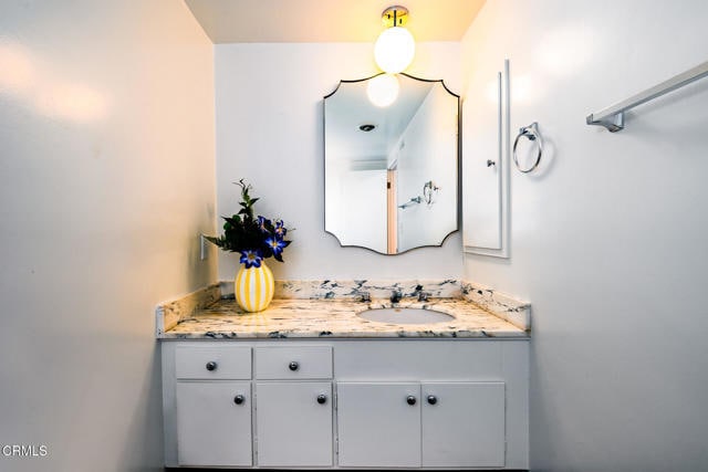 Building Photo - 681 S Orange Grove Blvd