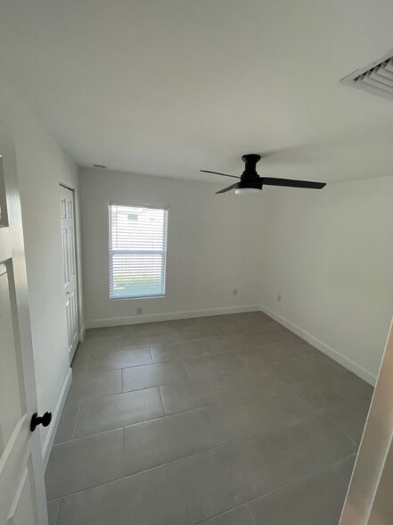 Building Photo - 3838 Kelly St