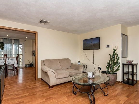 Building Photo - 23 Copley Ave