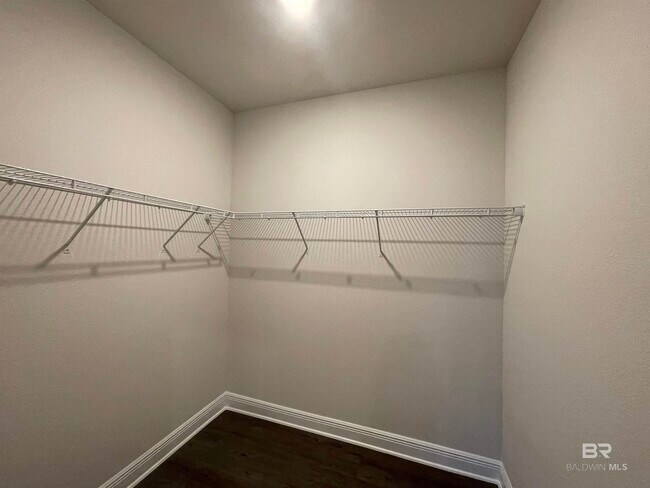 Building Photo - 30837 Semper Dr