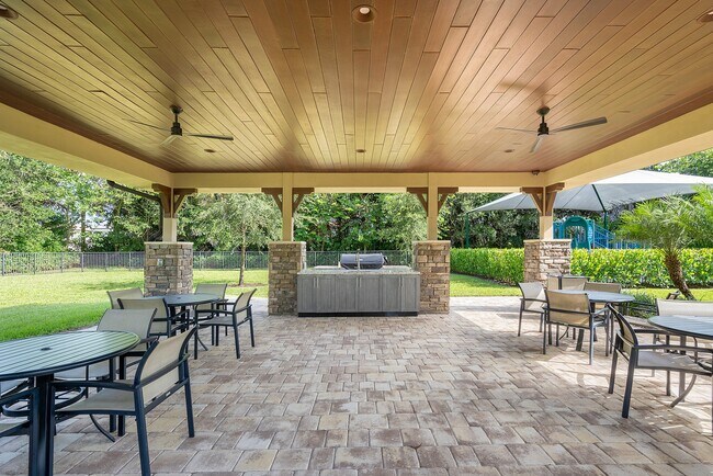 Building Photo - 8835 Grand Prix Ln