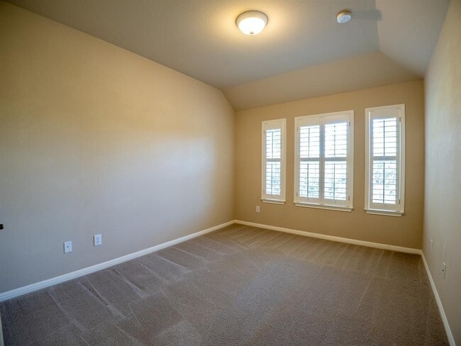 Building Photo - 5501 Fort Benton Dr