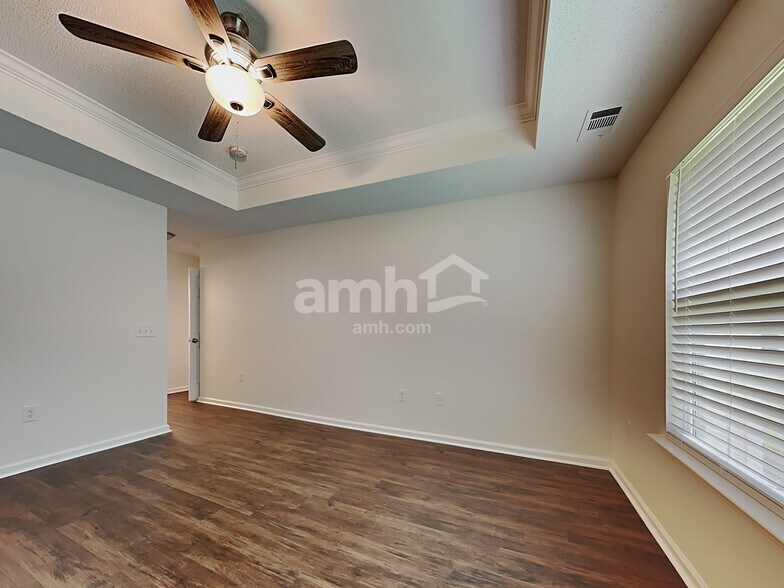 Building Photo - 362 Stonebridge Cir