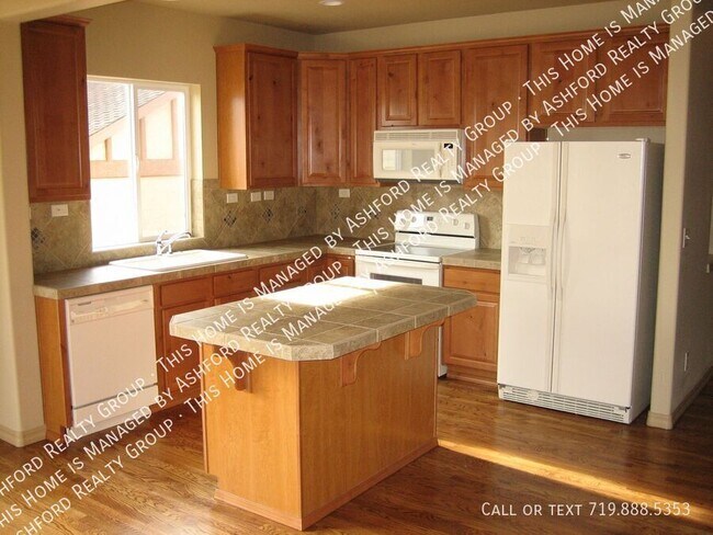 Building Photo - 13849 Windy Oaks Rd
