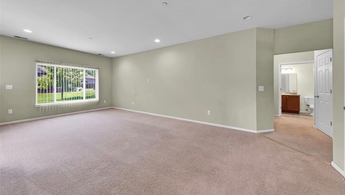 Building Photo - 14349 Shadywood Dr