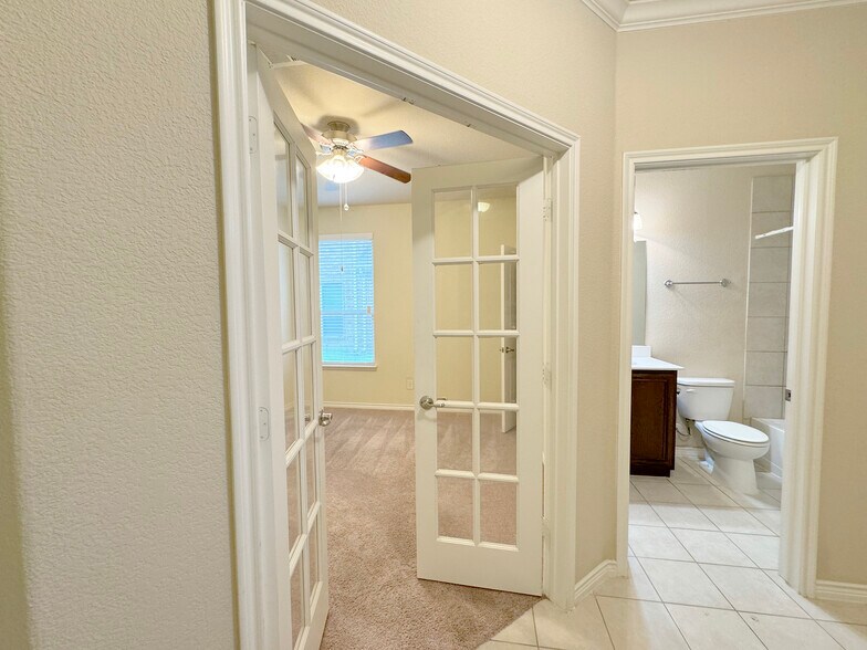 Building Photo - 4822 Clamdigger Way