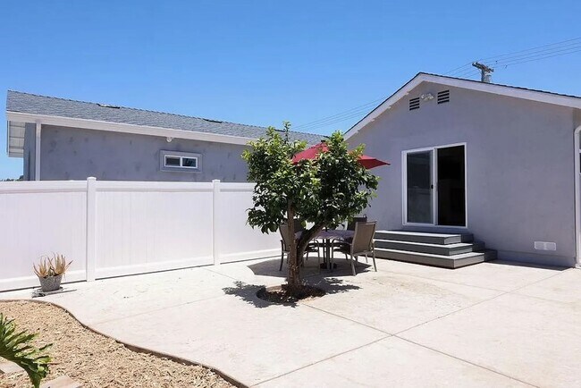 Building Photo - Fletcher Hills/El Cajon 3Br House