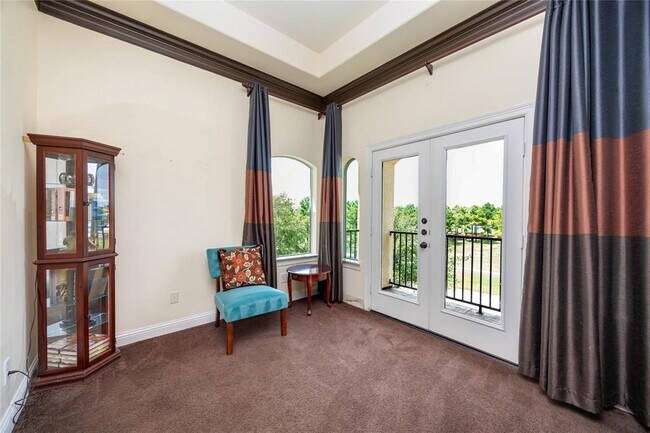 Building Photo - 25207 Springwood Lake Dr
