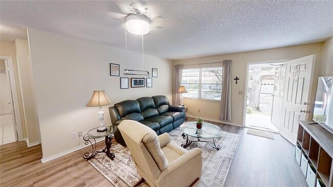 Building Photo - 8741 SW 96th Ln