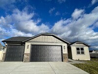 Building Photo - Brand New Coeur d'Alene Home