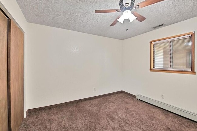 Building Photo - Charming 2-Bed Condo Near CMU & St. Mary’s...
