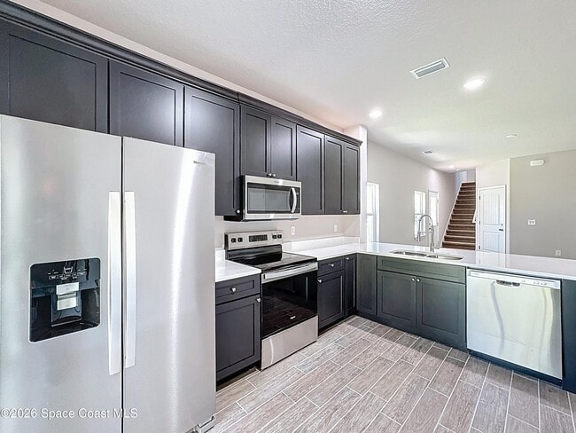 Building Photo - 518 L M Davey Ln