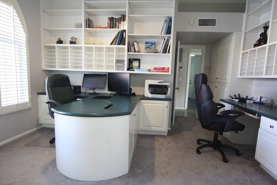 Office - 2312 Glenbrook Way