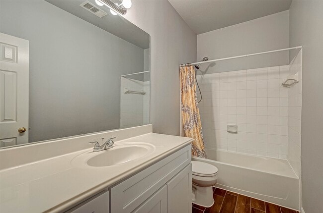 Building Photo - 3306 Stratford Pointe Dr