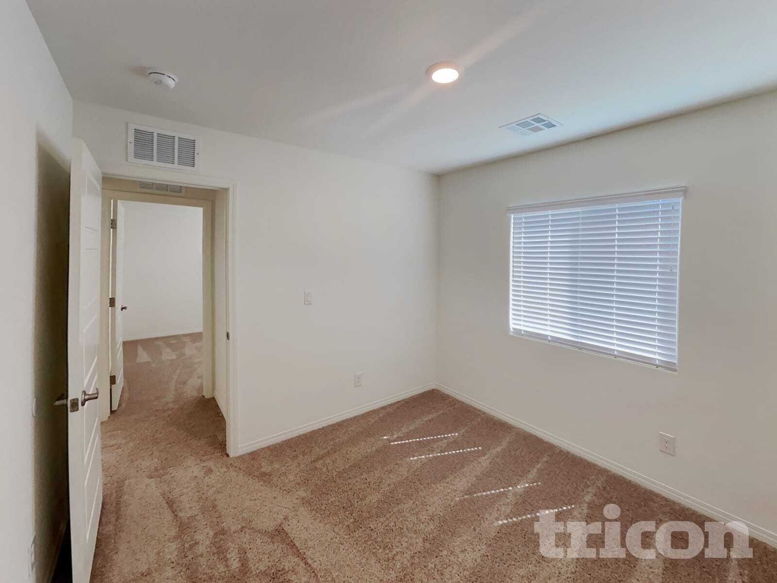 Building Photo - 4944 Amberlyn St