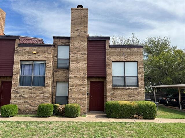 Building Photo - 4825 Diaz Ave