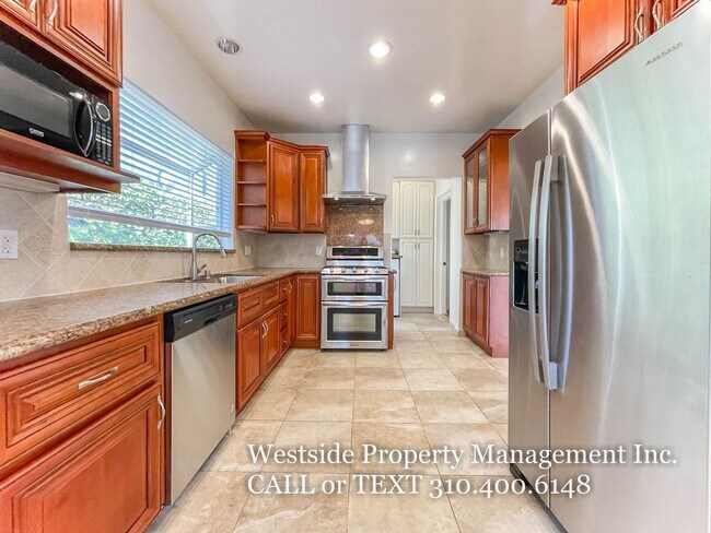 Building Photo - 153 S Wetherly Dr